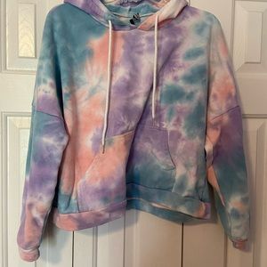 Women’s cropped sweatshirt size L
